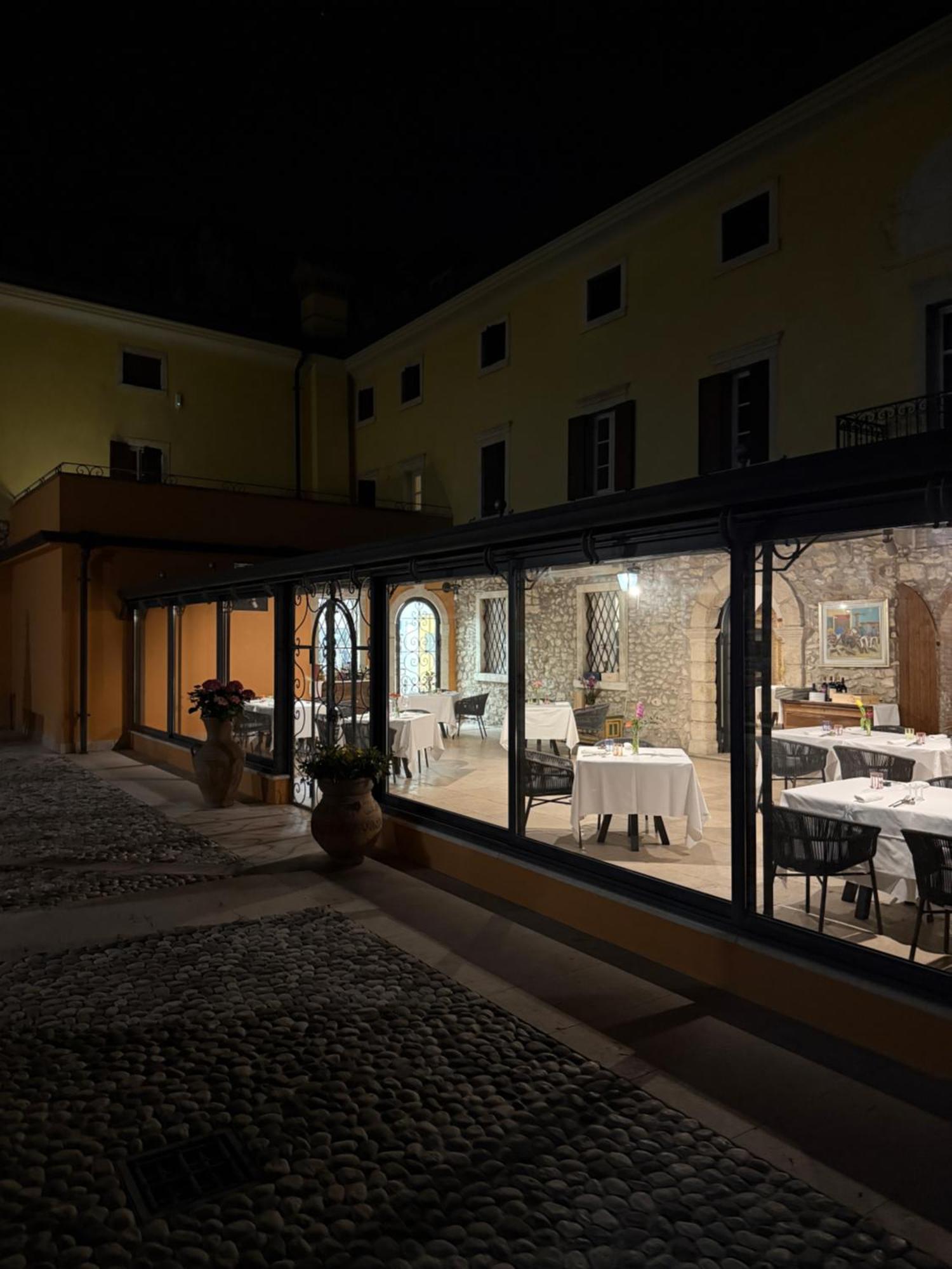 Corte Impero Hotel & Restaurant 아피 외부 사진