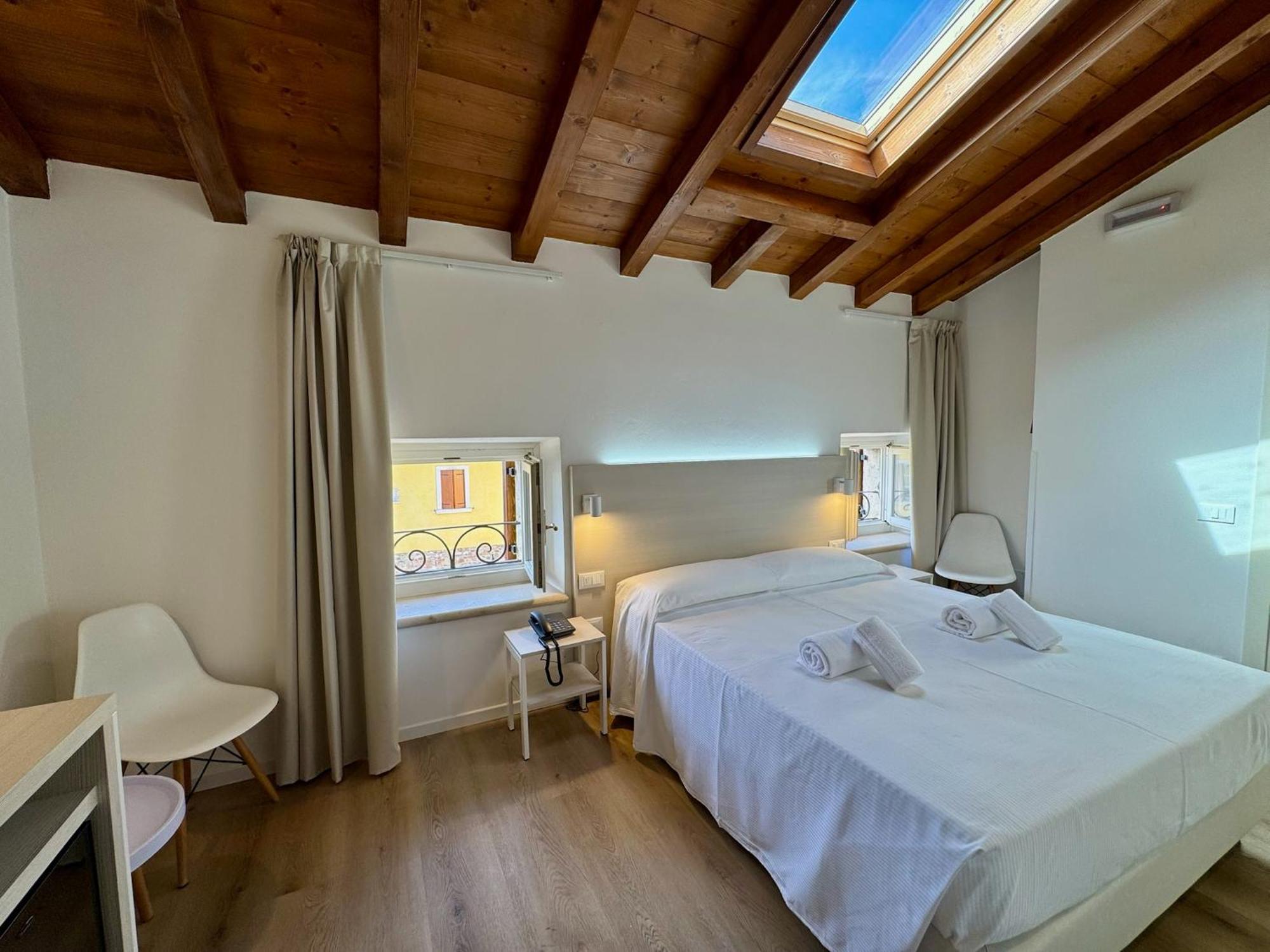 Corte Impero Hotel & Restaurant 아피 외부 사진