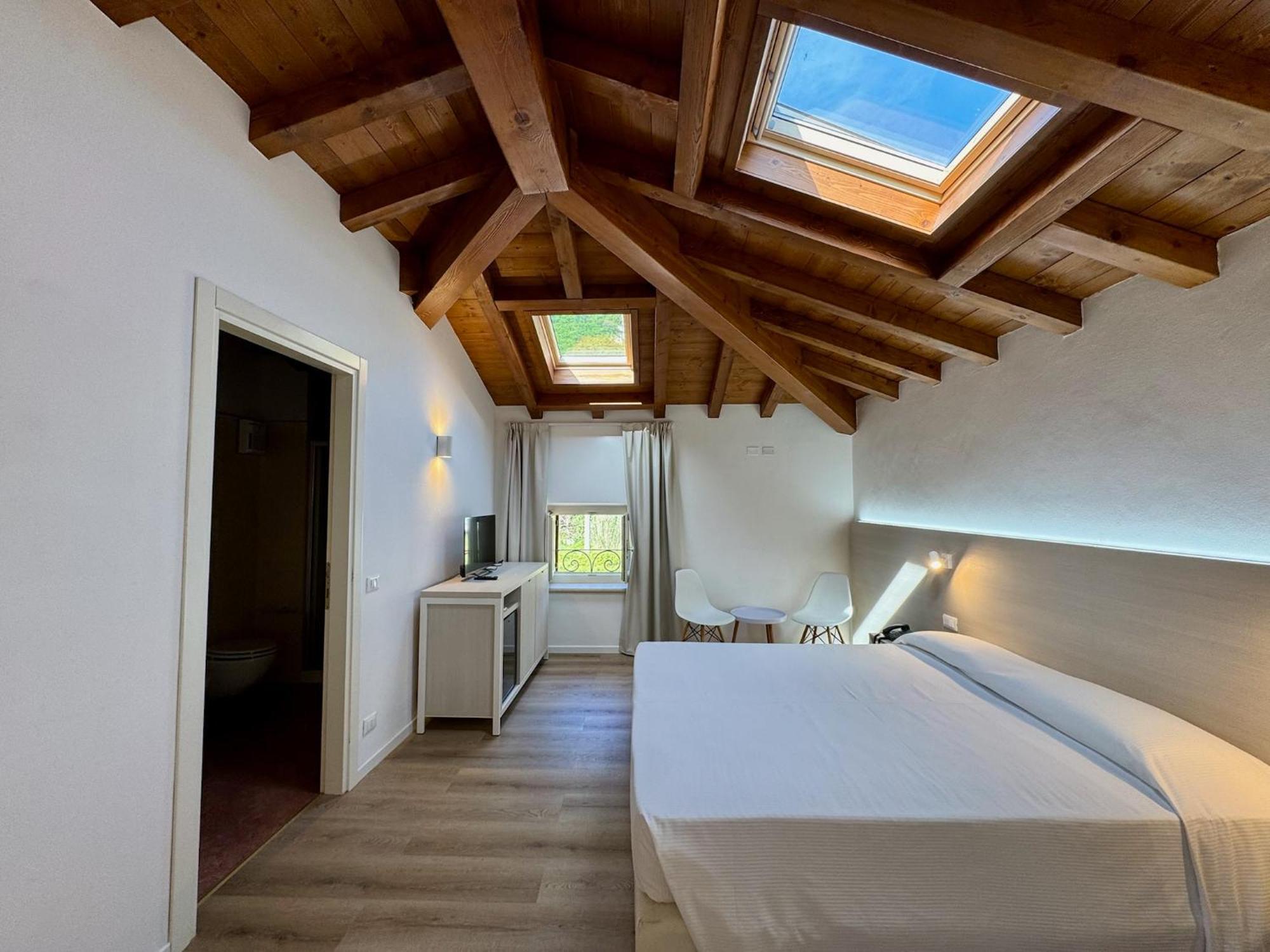 Corte Impero Hotel & Restaurant 아피 외부 사진