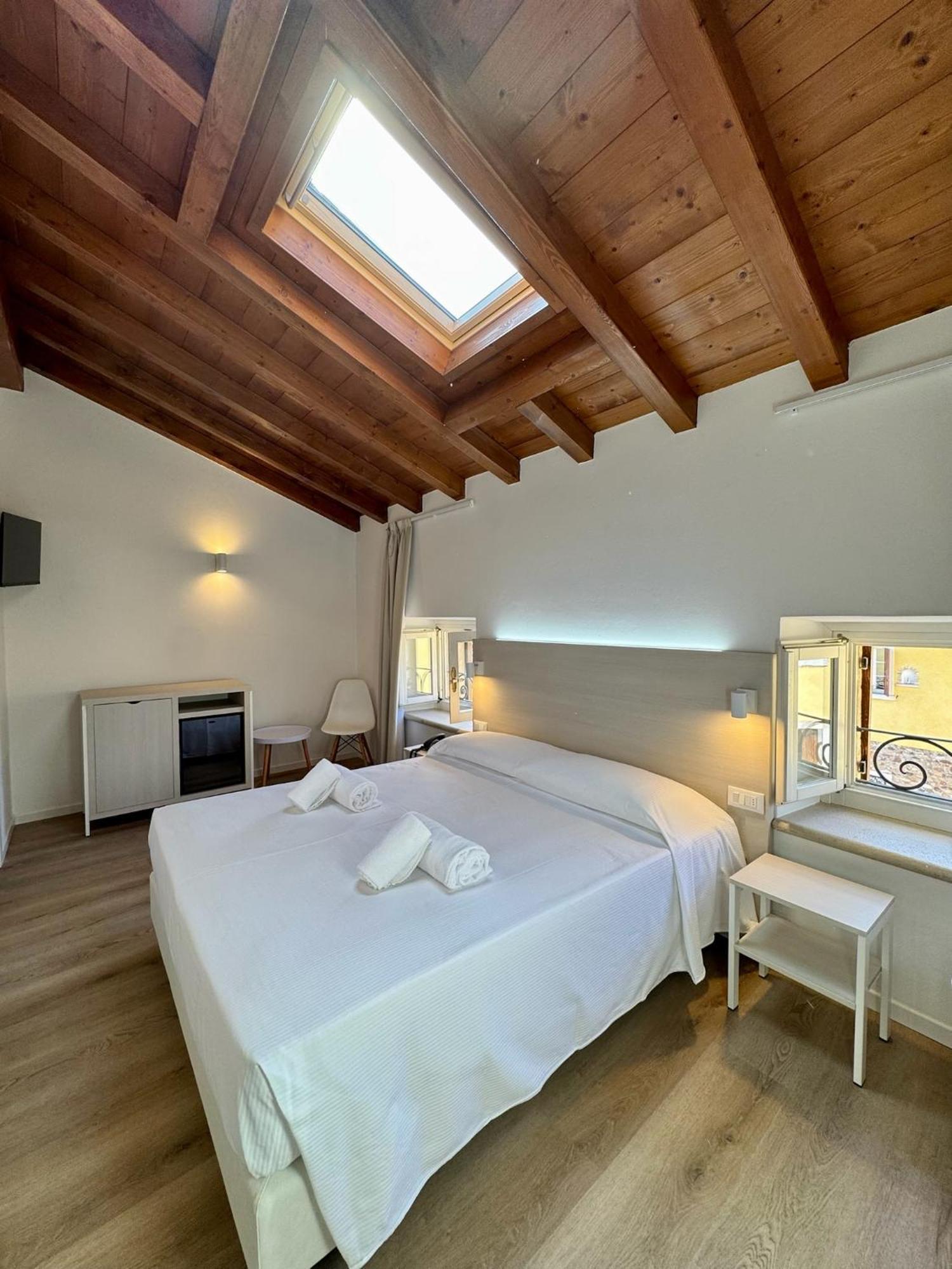 Corte Impero Hotel & Restaurant 아피 외부 사진